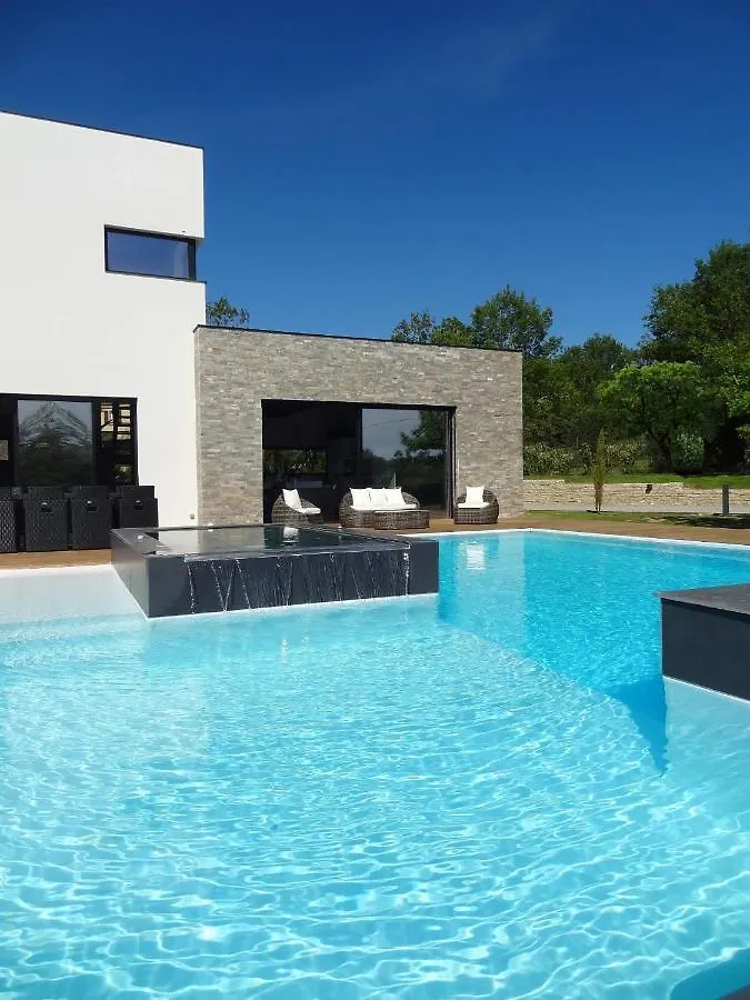 Luxueux Domaine Dal Cayrou Grande Piscine Cahorsヴィラ ヴィラ