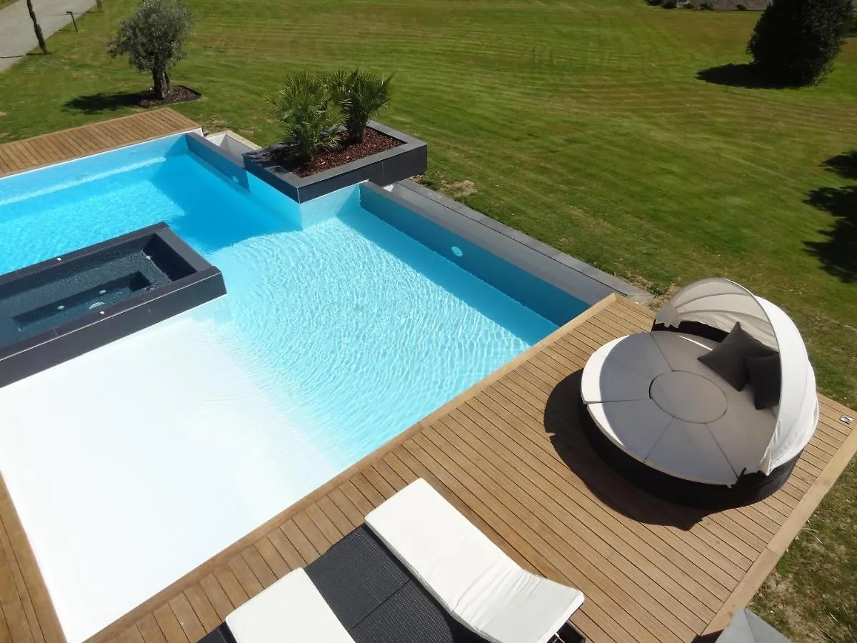 Luxueux Domaine Dal Cayrou Grande Piscine Cahorsヴィラ ヴィラ